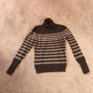 Women’s Turtleneck sweater